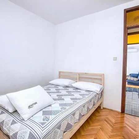 公寓 By The Sea Zaboric, - 20082 希贝尼克