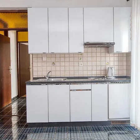 公寓 By The Sea Zaboric, - 20082 *