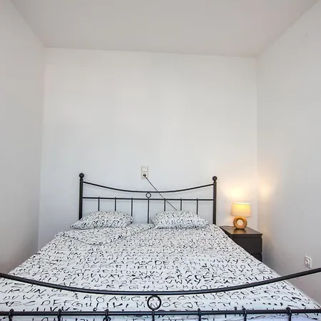 By The Sea Zaboric, - 20082 公寓 *