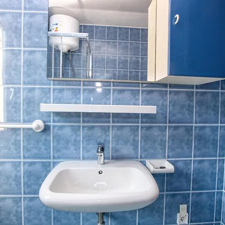 公寓 By The Sea Zaboric, - 20082 *