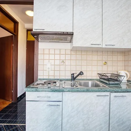 公寓 By The Sea Zaboric, - 20082 *