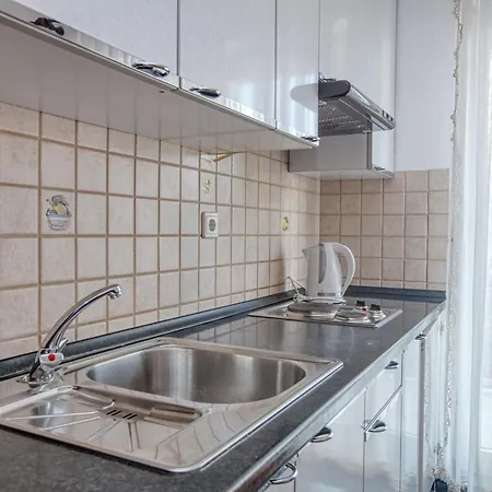 By The Sea Zaboric, - 20082 * 希贝尼克