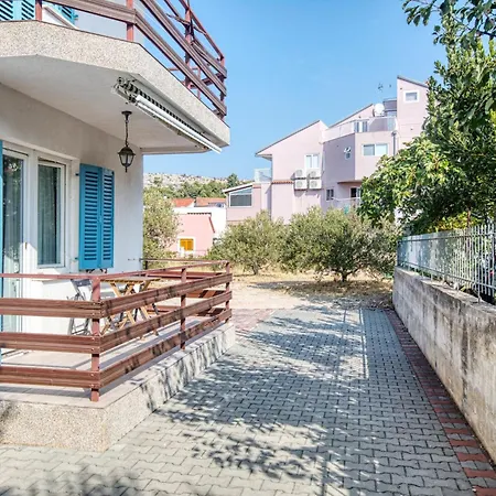 公寓 By The Sea Zaboric, - 20082 希贝尼克